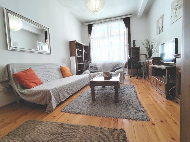 Eladó téglalakás, Budapesten, VI. kerületben 86 M Ft, 2 szobás