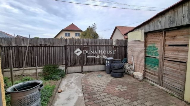 Eladó családi ház, Szigethalmon 44.5 M Ft, 3 szobás