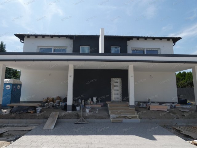 Eladó ikerház, Budapesten, XXIII. kerületben 89.99 M Ft, 4 szobás