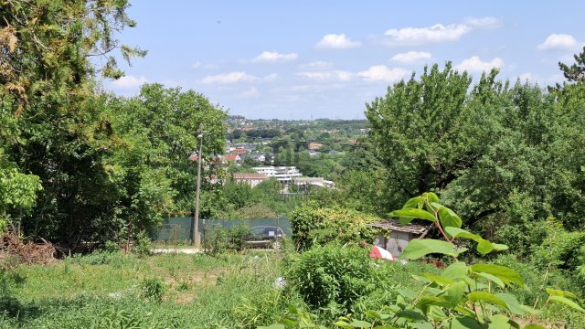 Eladó telek, Budapesten, III. kerületben 62 M Ft