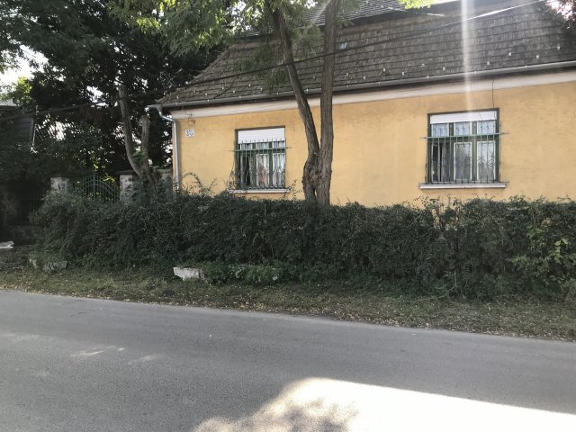 Eladó családi ház, Tatabányán, Jókai Mór utcában 39.99 M Ft