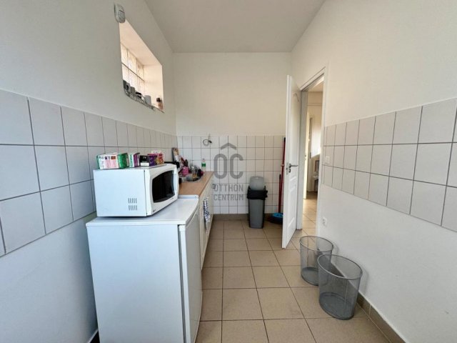 Kiadó iroda, Budapesten, XVI. kerületben 650 E Ft / hó