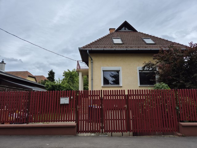 Eladó családi ház, Budapesten, XVIII. kerületben 134.9 M Ft