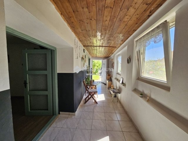 Eladó családi ház, Villányban 34.99 M Ft, 4 szobás