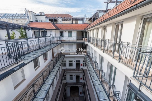 Eladó téglalakás, Budapesten, VI. kerületben 115 M Ft, 2 szobás