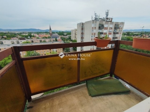 Eladó panellakás, Budapesten, XV. kerületben 65 M Ft, 3 szobás