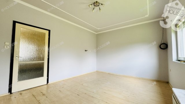 Eladó családi ház, Kecskeméten 31.99 M Ft, 1 szobás