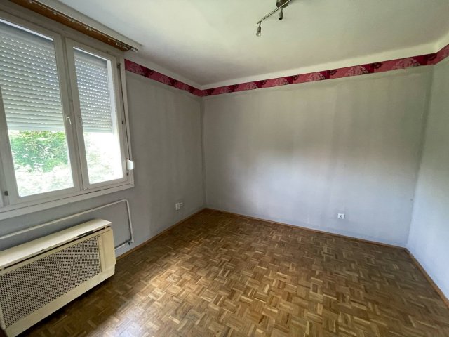 Eladó téglalakás, Orosházán 19.9 M Ft, 2 szobás
