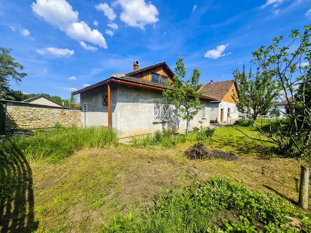 Eladó családi ház, Budapesten, XV. kerületben 135 M Ft