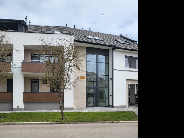 Kiadó téglalakás, albérlet, Békéscsabán, Mednyánszky utcában