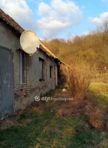 Eladó családi ház, Aranyosgadányban 4.5 M Ft, 2 szobás