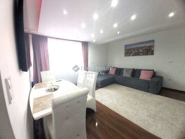 Eladó téglalakás, Budapesten, VIII. kerületben 61.99 M Ft
