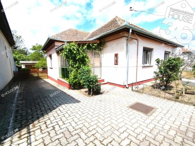 Eladó családi ház, Kunadacson 26.9 M Ft, 3 szobás