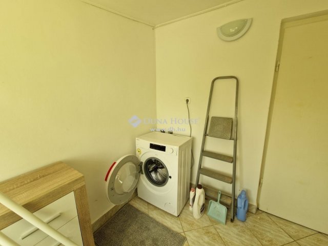 Eladó családi ház, Harkányban 35 M Ft, 2 szobás