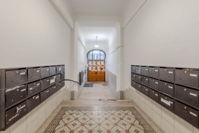 Eladó téglalakás, Budapesten, II. kerületben 182.9 M Ft