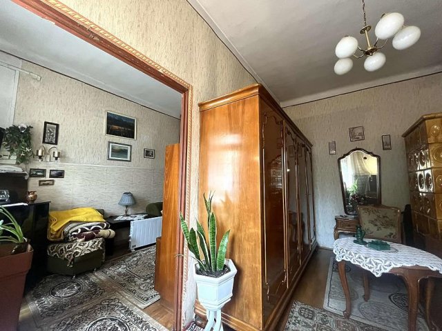 Eladó családi ház, Budapesten, XV. kerületben 59.9 M Ft
