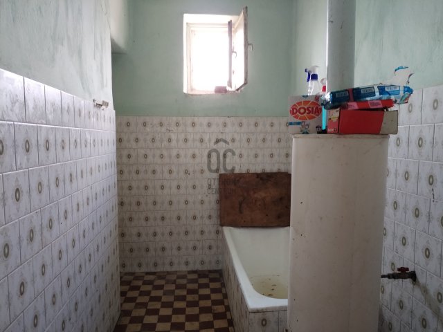 Eladó családi ház, Jászkarajenőn 15.5 M Ft, 2 szobás