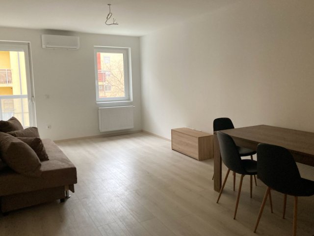 Kiadó téglalakás, albérlet, Debrecenben 340 E Ft / hó, 3 szobás