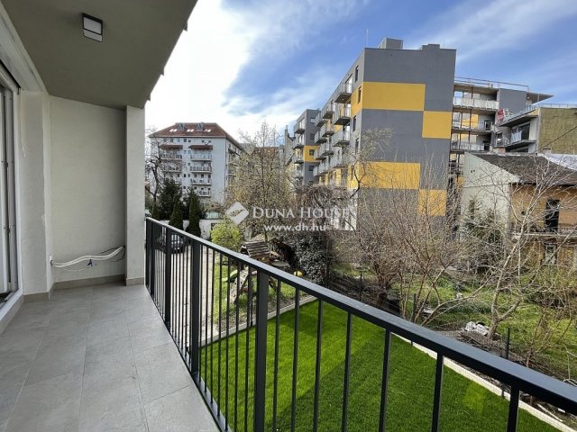 Eladó téglalakás, Budapesten, VIII. kerületben 92.79 M Ft