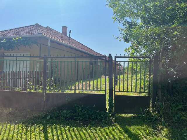Eladó telek, Nyékládházán 7.9 M Ft / költözzbe.hu