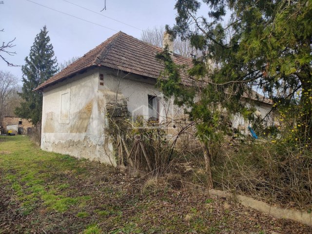 Eladó sorház, Nagyvázsonyon 26 M Ft, 1+1 szobás