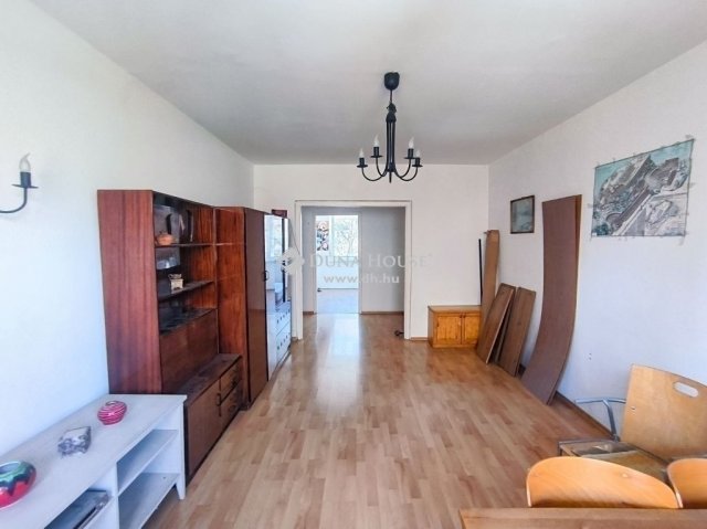 Eladó panellakás, Budapesten, X. kerületben 62.9 M Ft, 2+1 szobás