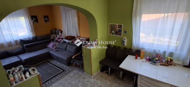 Eladó családi ház, Alsónémediben 79.9 M Ft, 4 szobás