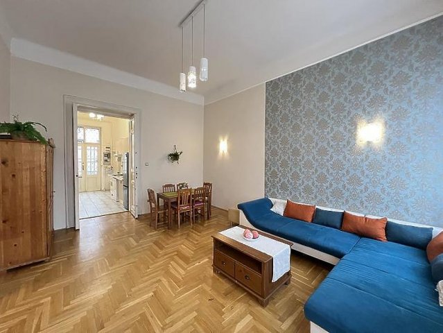 Eladó téglalakás, Budapesten, VI. kerületben 104.9 M Ft