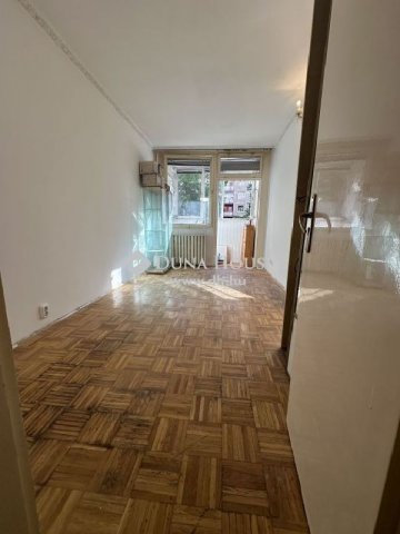 Eladó panellakás, Budapesten, X. kerületben 35.9 M Ft, 2 szobás
