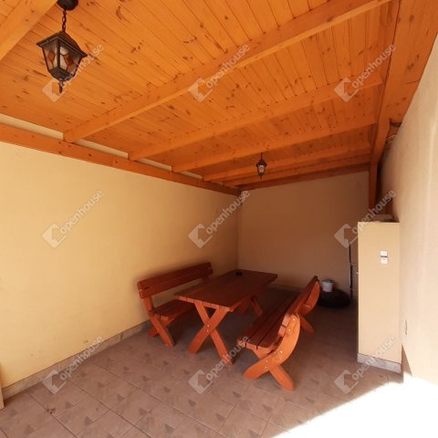 Eladó ipari ingatlan, Debrecenben 130 M Ft / költözzbe.hu