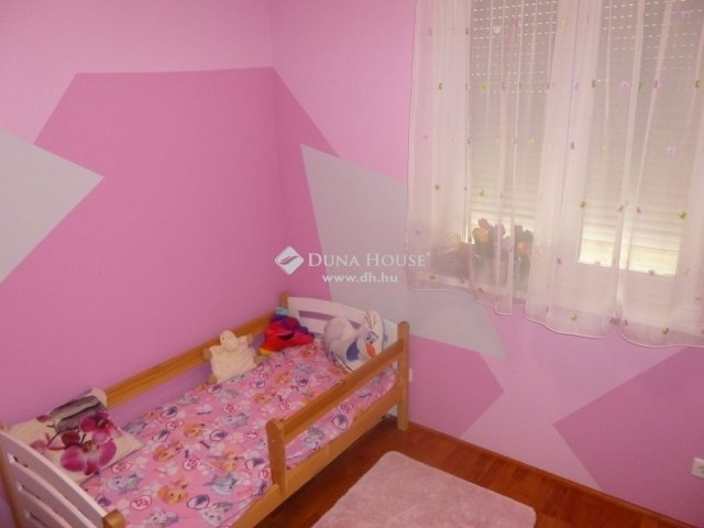 Eladó családi ház, Kecskeméten 99.5 M Ft, 4 szobás