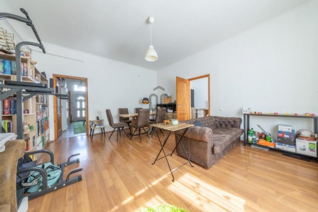 Eladó téglalakás, Budapesten, XI. kerületben 80.9 M Ft, 2 szobás