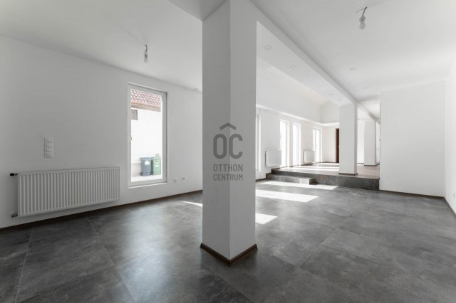 Eladó családi ház, Székesfehérvárott 89.9 M Ft, 5 szobás