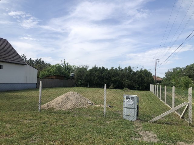 Eladó telek, Tiszaalpáron 9.9 M Ft / költözzbe.hu