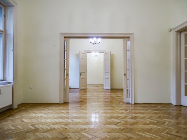 Kiadó iroda, Budapesten, XIV. kerületben, Thököly úton