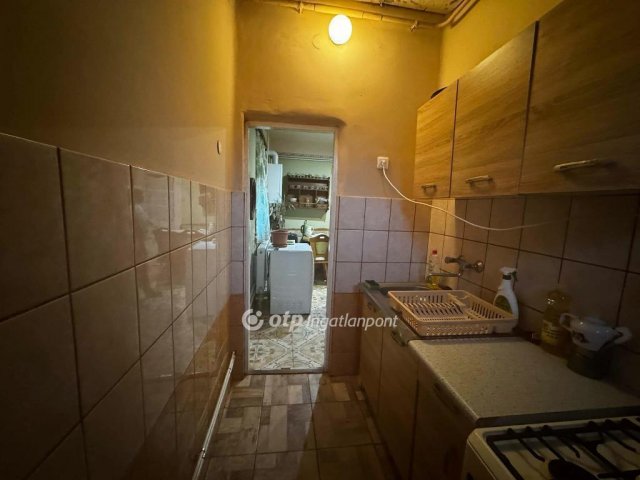 Eladó családi ház, Létavértesen 29.999 M Ft, 2 szobás