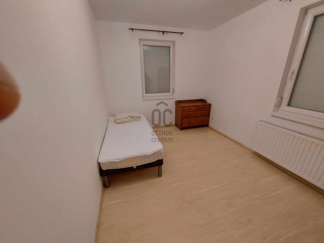 Kiadó családi ház, albérlet, Váchartyánon 700 E Ft / hó