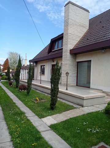 Eladó családi ház, Orosházán 79.9 M Ft, 5 szobás