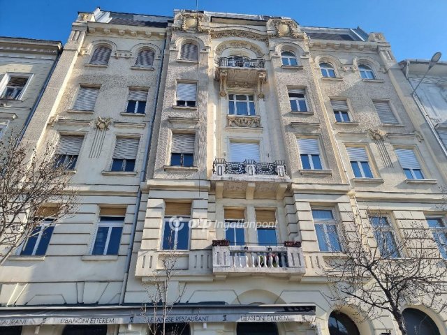 Eladó téglalakás, Budapesten, V. kerületben 69.8 M Ft