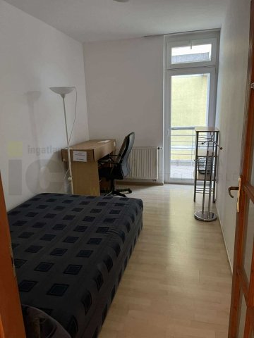 Kiadó téglalakás, albérlet, Szegeden 180 E Ft / hó, 3 szobás