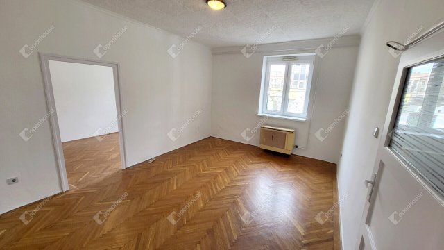 Eladó téglalakás, Miskolcon 26.99 M Ft, 2 szobás