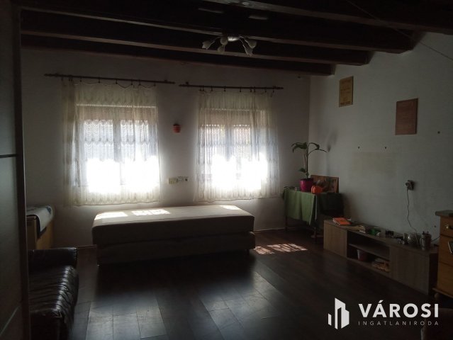 Eladó családi ház, Bükön 28.9 M Ft, 2 szobás