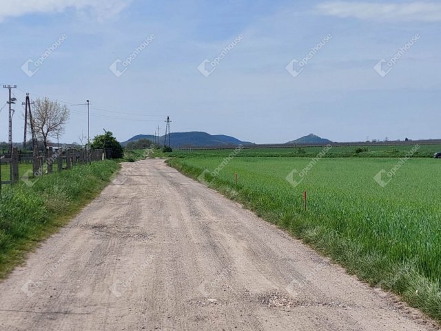 Eladó telek, Kisapátiban 6.8 M Ft / költözzbe.hu