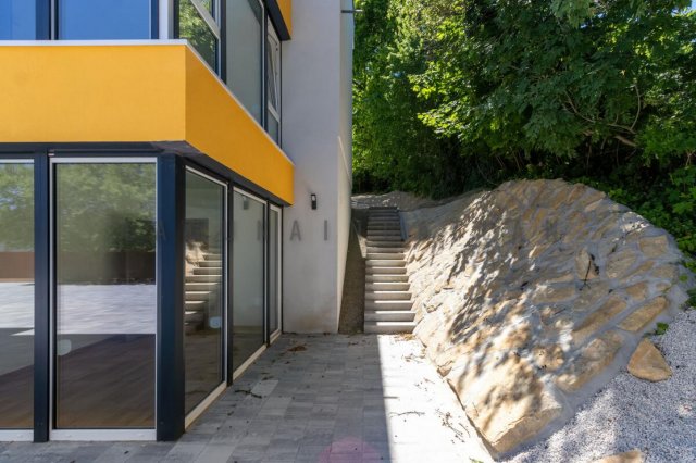 Eladó téglalakás, Budapesten, II. kerületben 136.3 M Ft