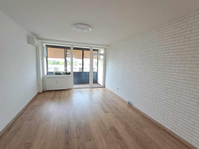 Eladó panellakás, Budapesten, XVI. kerületben 61.8 M Ft, 2 szobás