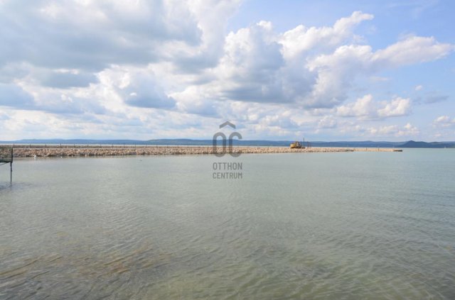 Eladó hotel, Balatonföldváron 995 M Ft / költözzbe.hu