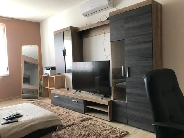Kiadó téglalakás, albérlet, Pécsett 220 E Ft / hó, 2 szobás