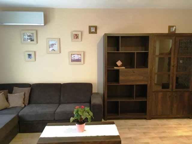 Kiadó téglalakás, albérlet, Pécsett 200 E Ft / hó, 2+1 szobás