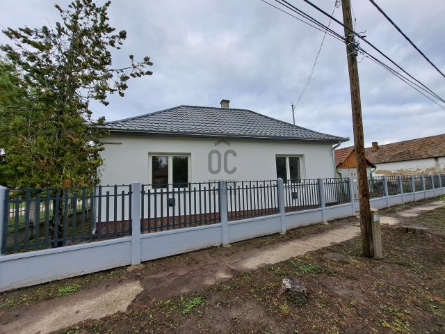 Eladó családi ház, Tápiógyörgyén 28.9 M Ft, 2 szobás