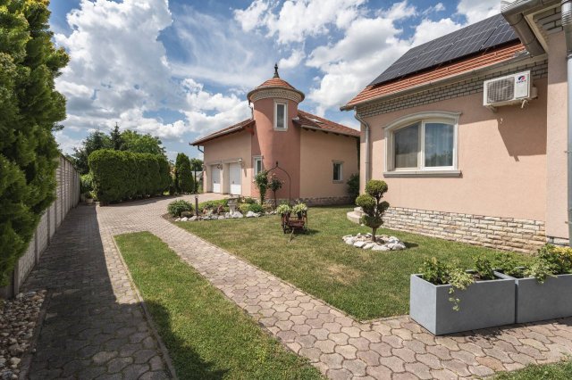 Eladó családi ház, Felsőzsolcán 96 M Ft, 4 szobás